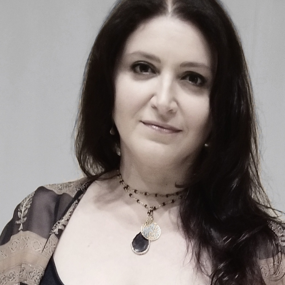 Meet your Posher, Fatima